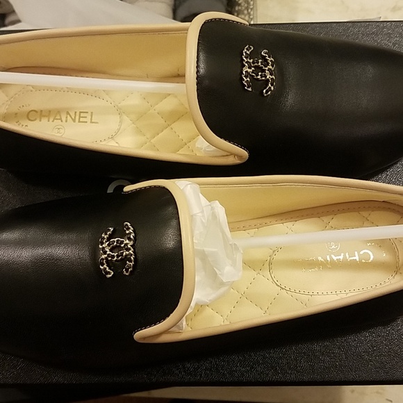 Chanel Loafers - Picture 5 of 8